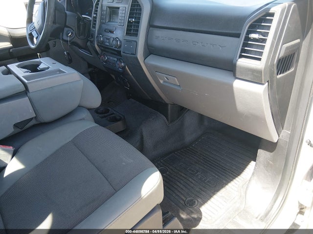 Ford F-250 Xl 2018 1FTBF2A67JEC69929 Image 8