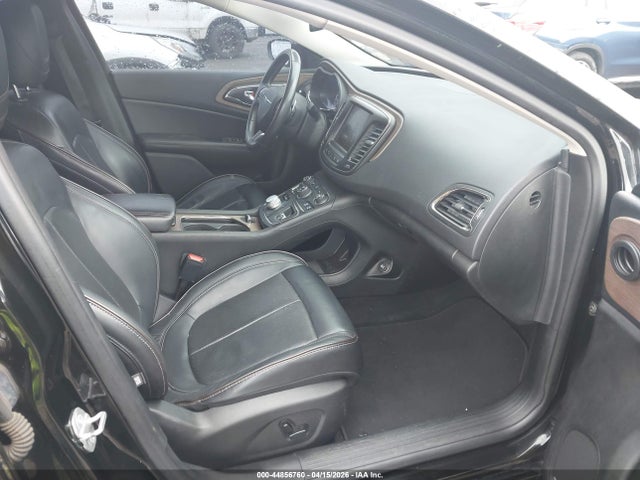 2015 CHRYSLER 200 1C3CCCCG6FN645606 Photo 4
