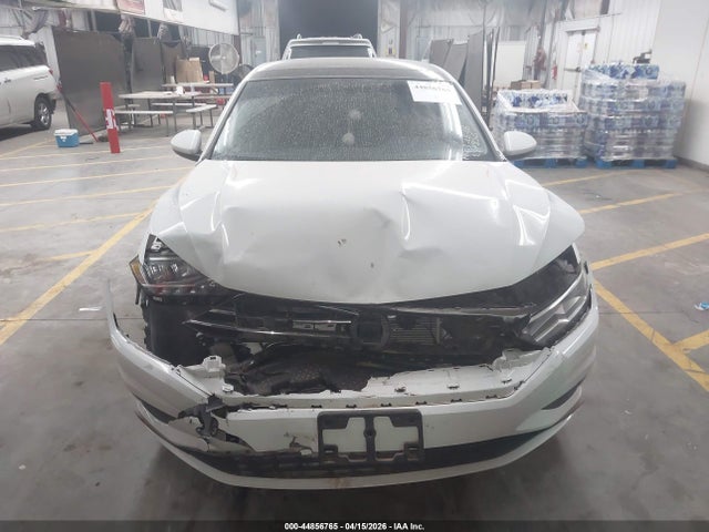 3VWCB7BU7KM237856 Volkswagen Jetta 1.4t R-line/1.4t S/1.4t Se