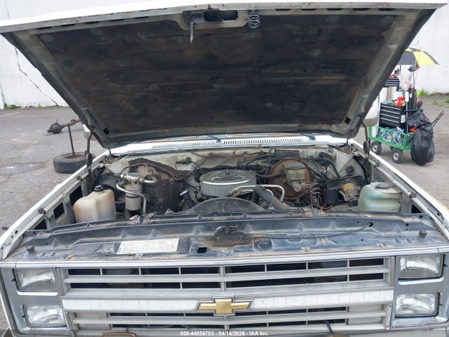 44856783 :رقم المزاد ، 1GCEK14H4FF385770 vin ، 1985 Chevrolet K10 مزاد بيع