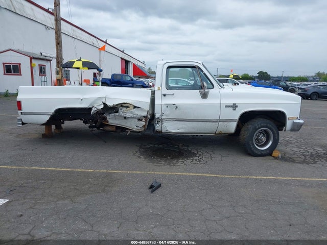 44856783 :رقم المزاد ، 1GCEK14H4FF385770 vin ، 1985 Chevrolet K10 مزاد بيع