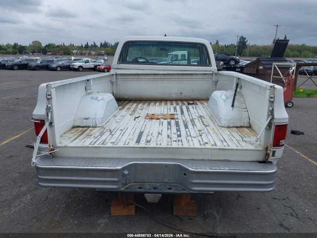 44856783 :رقم المزاد ، 1GCEK14H4FF385770 vin ، 1985 Chevrolet K10 مزاد بيع