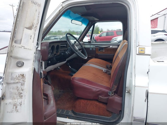 44856783 :رقم المزاد ، 1GCEK14H4FF385770 vin ، 1985 Chevrolet K10 مزاد بيع