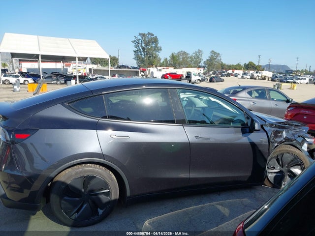 2026 Tesla Model Y Premium Rear-wheel Drive/standard Rear-wheel Drive მანქანა იყიდება აუქციონზე, vin: 7SAYGDED6TF522285, აუქციონის ნომერი: 44856784