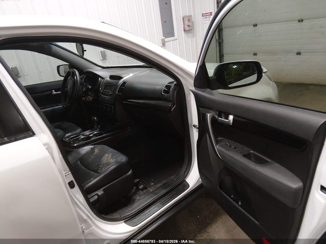 KIA SORENTO LX 2014 5XYKT3A6XEG535682 Image 5
