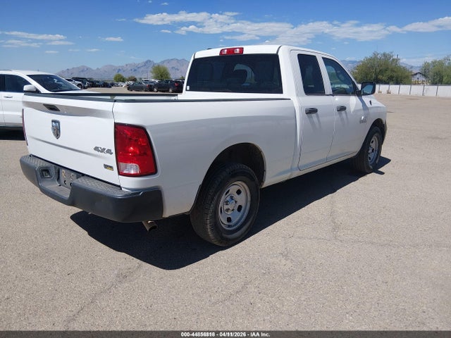 2016 RAM 1500 1C6RR7FG2GS356272 Photo 3