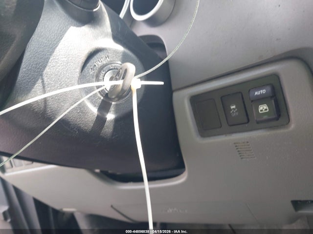 2011 TOYOTA SEQUOIA 5TDJY5G19BS039971 Photo 10