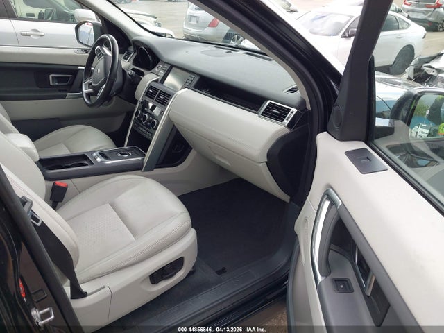 SALCP2BG2HH634379 Land Rover Discovery Sport Se