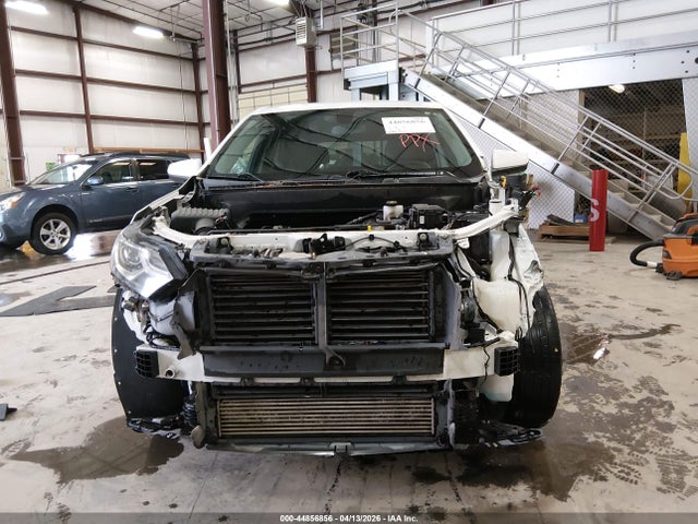 2GNAXTEX2J6239931 Chevrolet EQUINOX LT