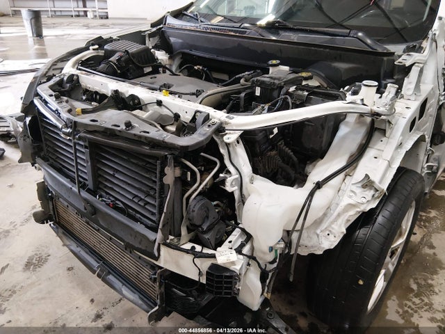 2GNAXTEX2J6239931 Chevrolet EQUINOX LT