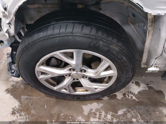 2GNAXTEX2J6239931 Chevrolet EQUINOX LT