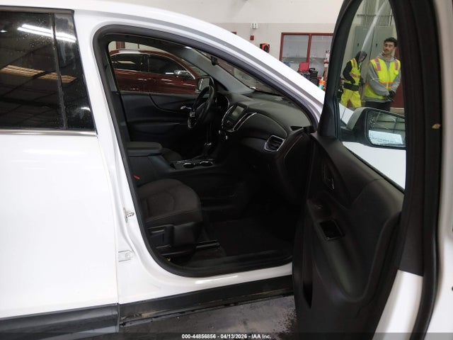 2GNAXTEX2J6239931 Chevrolet EQUINOX LT