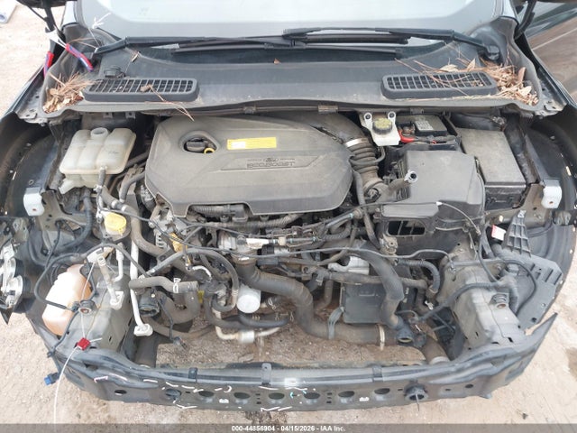 1FMCU0JX5GUB97078 Ford Escape Titanium