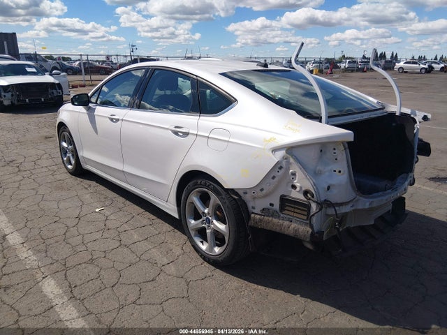 44856945 :رقم المزاد ، 3FA6P0H93FR115263 vin ، 2015 Ford Fusion Se مزاد بيع