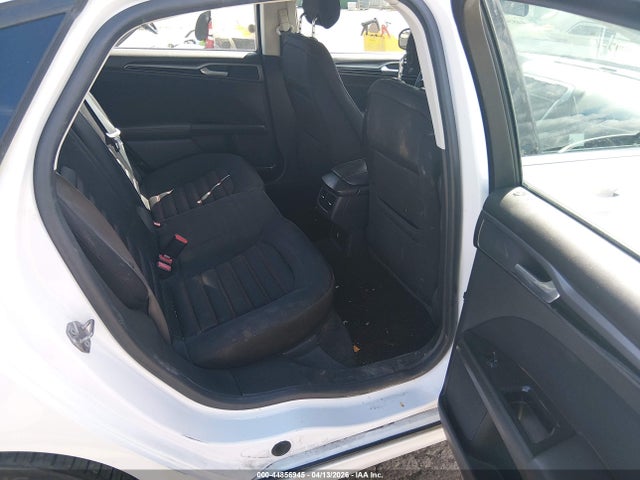44856945 :رقم المزاد ، 3FA6P0H93FR115263 vin ، 2015 Ford Fusion Se مزاد بيع