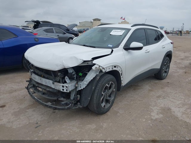 KL77LHE2XRC002569 Chevrolet Trax Fwd Lt
