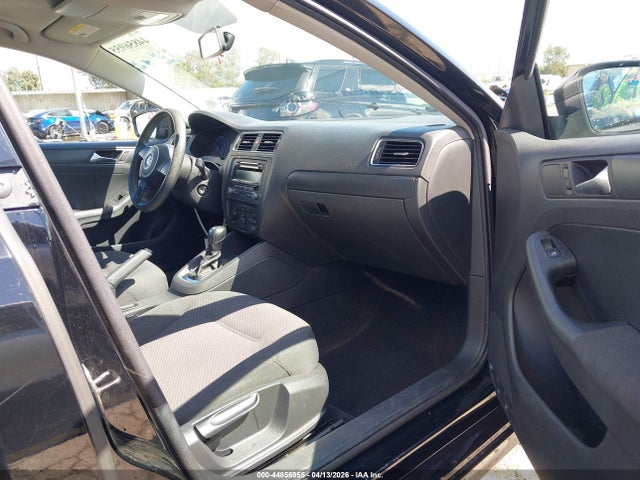 Продаж на аукціоні авто 2012 Volkswagen Jetta 2.0l S, vin: 3VW2K7AJ2CM117158, номер лоту: 44856955