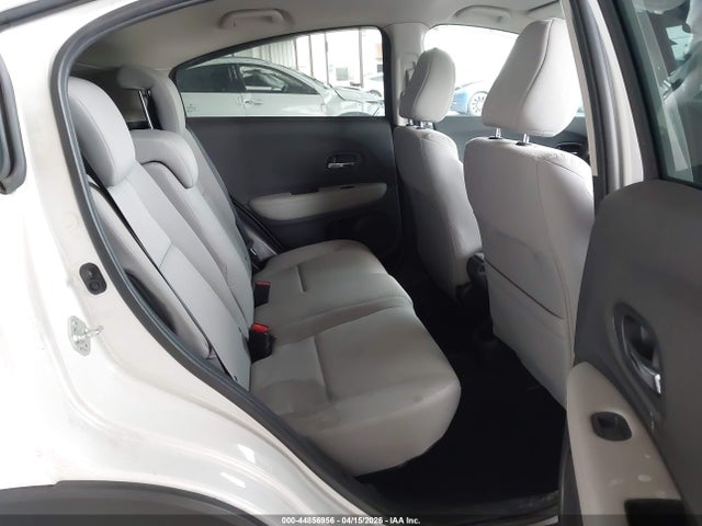 3CZRU5H31NM714824 Honda Hr-v 2wd Lx