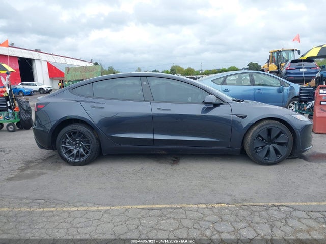 Продажа на аукционе авто 2026 Tesla Model 3 Premium All-wheel Drive, vin: 5YJ3E1EB4TF133722, номер лота: 44857023