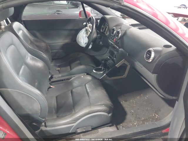 44857032 :رقم المزاد ، TRUTC28NX51007674 vin ، 2005 Audi Tt 1.8l مزاد بيع