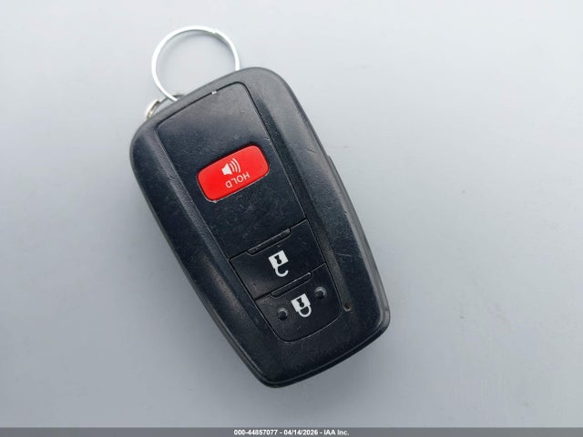 Toyota Prius Four 2017 JTDKARFU0H3535540 Image 11