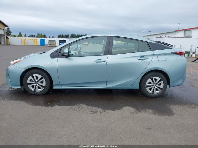Toyota Prius Four 2017 JTDKARFU0H3535540 Image 15