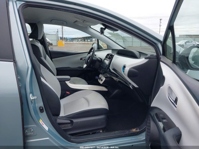 Toyota Prius Four 2017 JTDKARFU0H3535540 Image 5