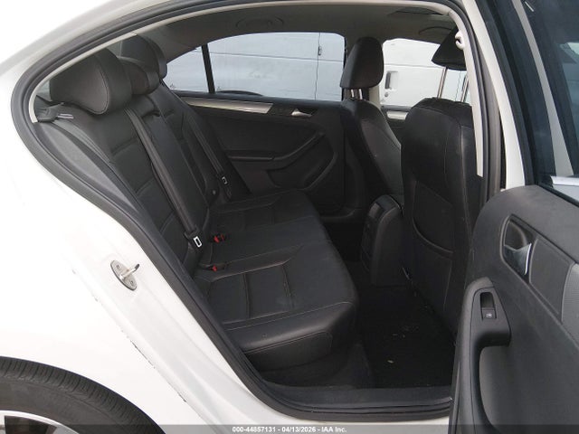 Auction sale of the 2017 Volkswagen Jetta 1.4t Se, vin: 3VWDB7AJ3HM231797, lot number: 44857131