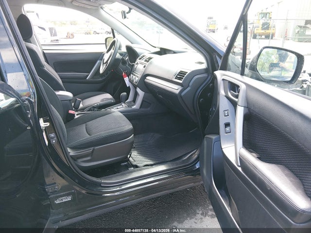 Продаж на аукціоні авто 2017 Subaru Forester 2.5i, vin: JF2SJAACXHH559624, номер лоту: 44857138