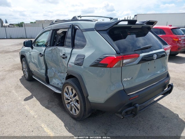 2T3A1RFV0NW265240 Toyota Rav4 Xle Premium