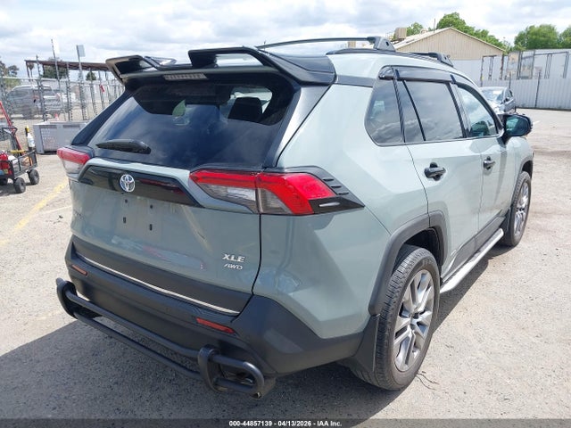 2T3A1RFV0NW265240 Toyota Rav4 Xle Premium