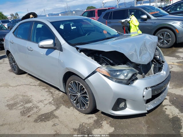 2015 TOYOTA COROLLA 5YFBURHE4FP180504