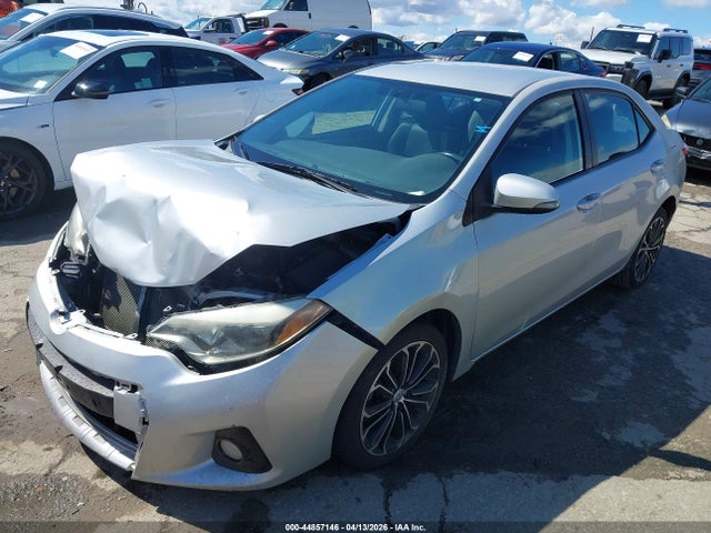 2015 TOYOTA COROLLA 5YFBURHE4FP180504 Photo 1