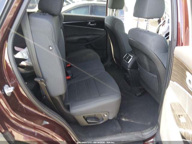 5XYPG4A58LG638037 KIA Sorento 3.3l S