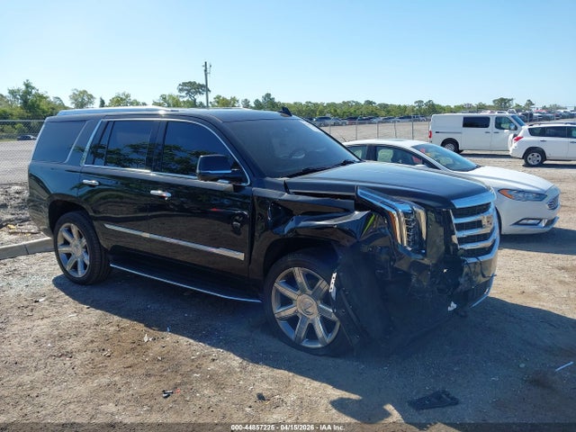 2017 Cadillac Escalade Luxury მანქანა იყიდება აუქციონზე, vin: 1GYS3BKJ9HR324308, აუქციონის ნომერი: 44857225