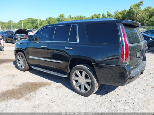 2017 Cadillac Escalade Luxury მანქანა იყიდება აუქციონზე, vin: 1GYS3BKJ9HR324308, აუქციონის ნომერი: 44857225