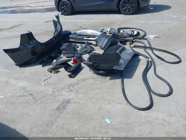 7SAYGAEE4SF273376 Tesla Model Y Long Range Dual Motor All-wheel Drive