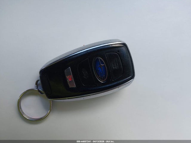 Продажа на аукционе авто 2015 Subaru Legacy 2.5i Limited, vin: 4S3BNAL67F3010399, номер лота: 44857241