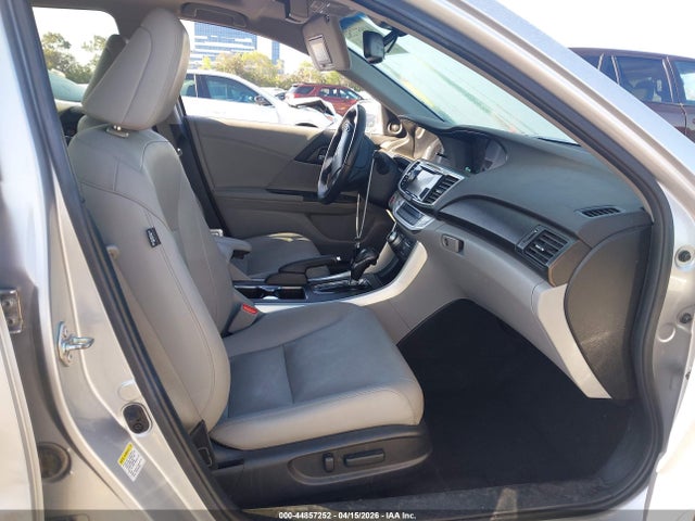 Продажа на аукционе авто 2015 Honda Accord Ex-l V-6, vin: 1HGCR3F89FA020060, номер лота: 44857252