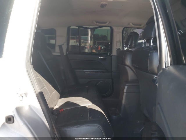 2011 Jeep Compass Limited მანქანა იყიდება აუქციონზე, vin: 1J4NT5FB4BD140271, აუქციონის ნომერი: 44857266