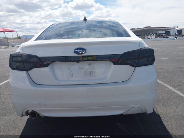 4S3BNAF64H3023528 Subaru Legacy 2.5i Premium