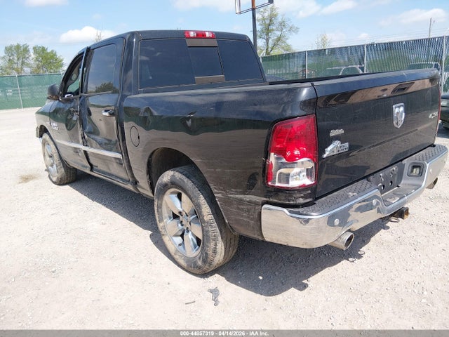 Продажа на аукционе авто 2017 Ram 1500 Big Horn  4x4 5'7 Box, vin: 3C6RR7LT3HG525743, номер лота: 44857319