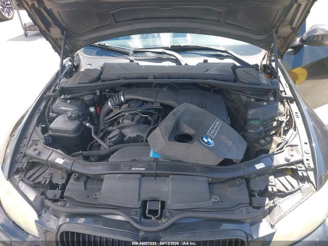 Продаж на аукціоні авто 2011 Bmw 335i, vin: WBAKG7C55BE262670, номер лоту: 44857333
