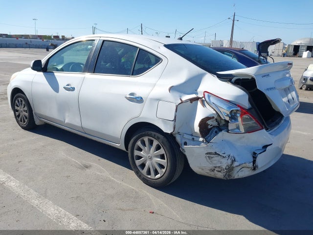 3N1CN7AP4EL869054 Nissan Versa 1.6 Sv