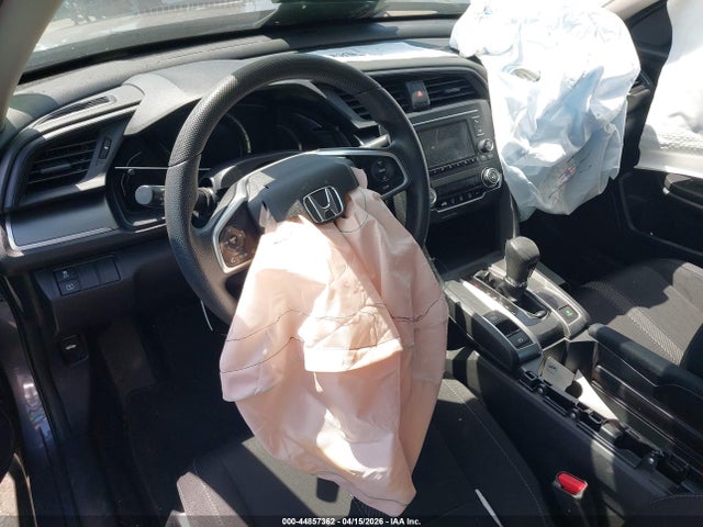 Honda Civic Lx 2017 2HGFC2F52HH547697 Image 20