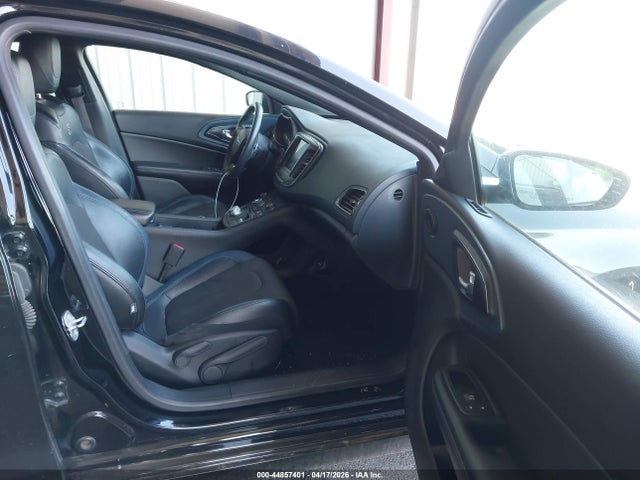 Chrysler 200 S 2015 1C3CCCBB2FN737446 Image 5