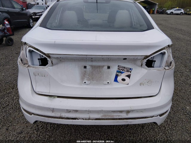 3FADP4BJ7FM159264 Ford FIESTA SE