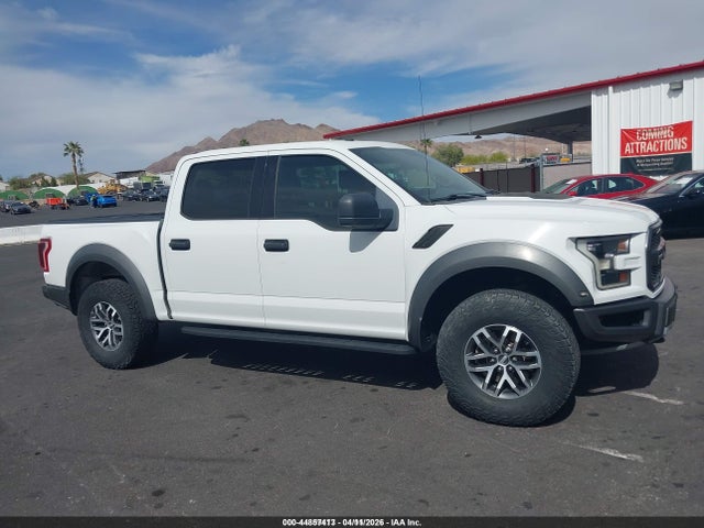 Ford F-150 Raptor 2018 1FTFW1RG4JFE50280 Image 18