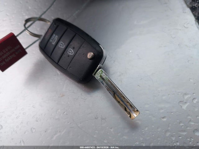5XXGT4L34HG163635 KIA Optima Lx