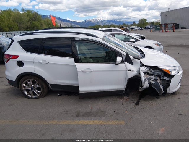 1FMCU0GX8FUA43566 Ford ESCAPE SE